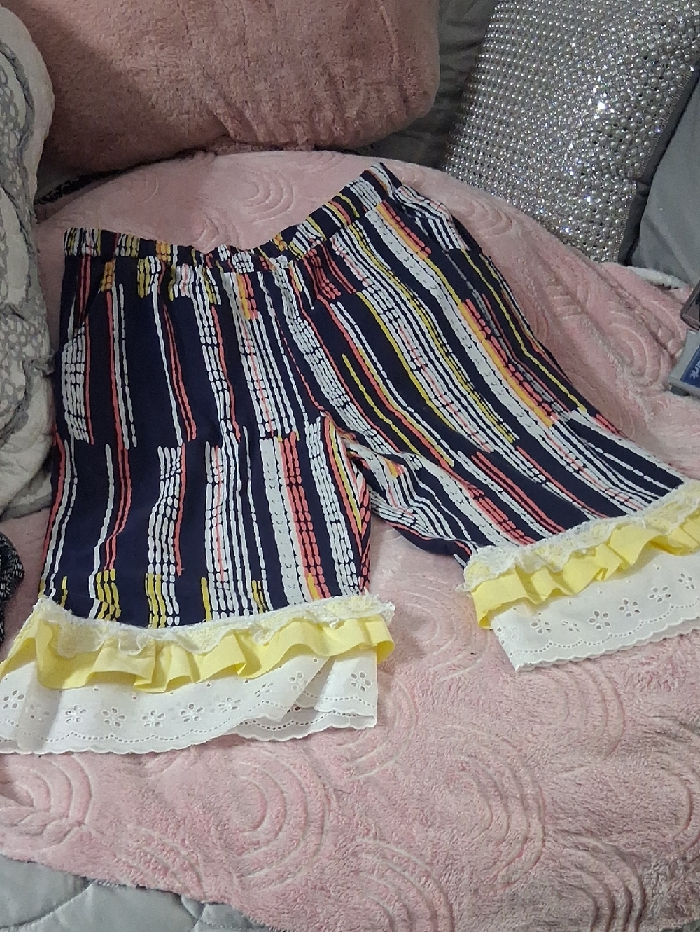 Kim Rogers Blue Navy Multi-Stripe Refreshed Shorts w/ Yellow & White Ruffle Sz L